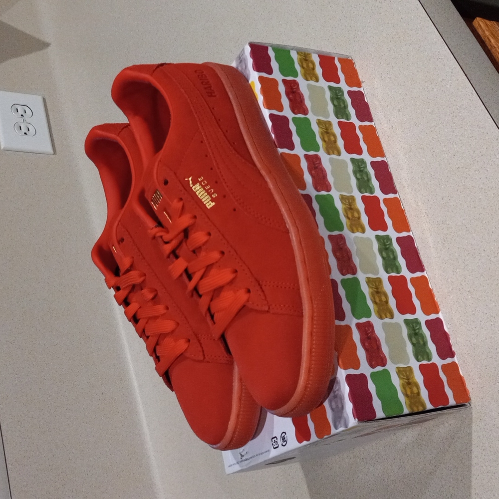 PUMA Suede Haribo Red Size 7 ❤